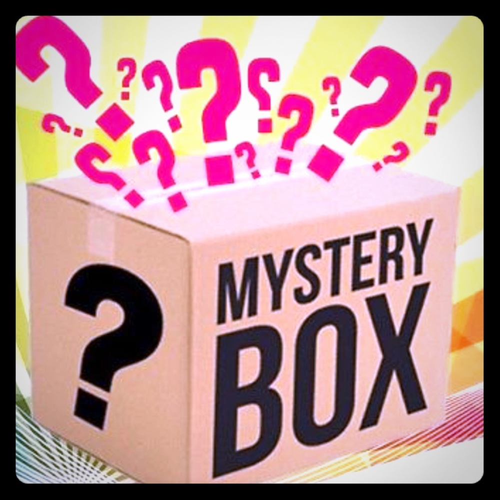💥BUNDLE 💥6 for 25🔥mystery box